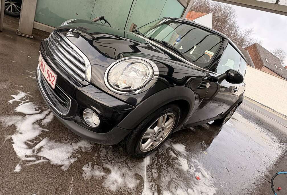 MINI 1.6i