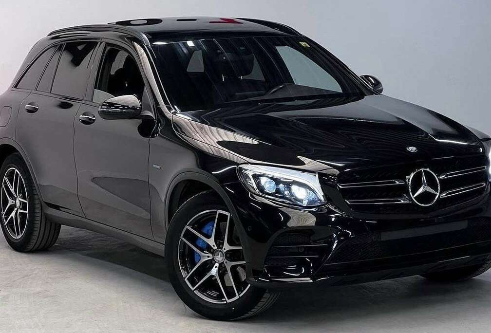 Mercedes-Benz e 4Matic 7G-TRONIC AMG Line