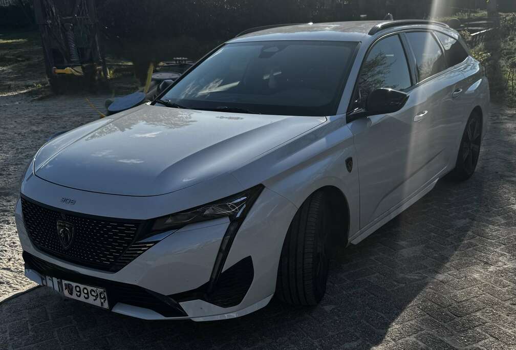 Peugeot SW 1.2 PureTech GT S&S (EU6.3)