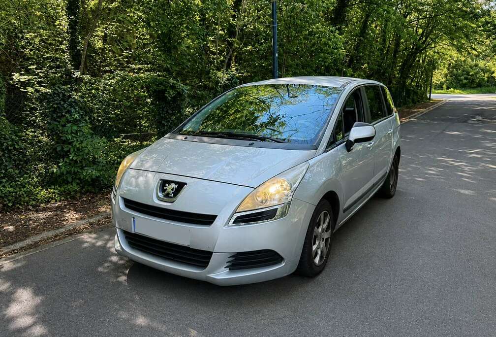 Peugeot 1.6 HDi / 6 VITESSES / 2 CLÉS
