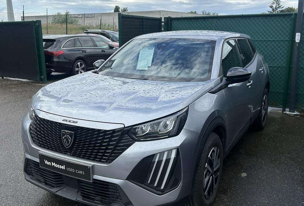 Peugeot 1.2 Active  Carplay  Cruise Control  PDC A