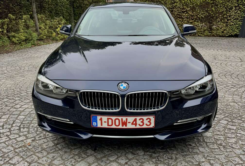 BMW 320i Luxury Line