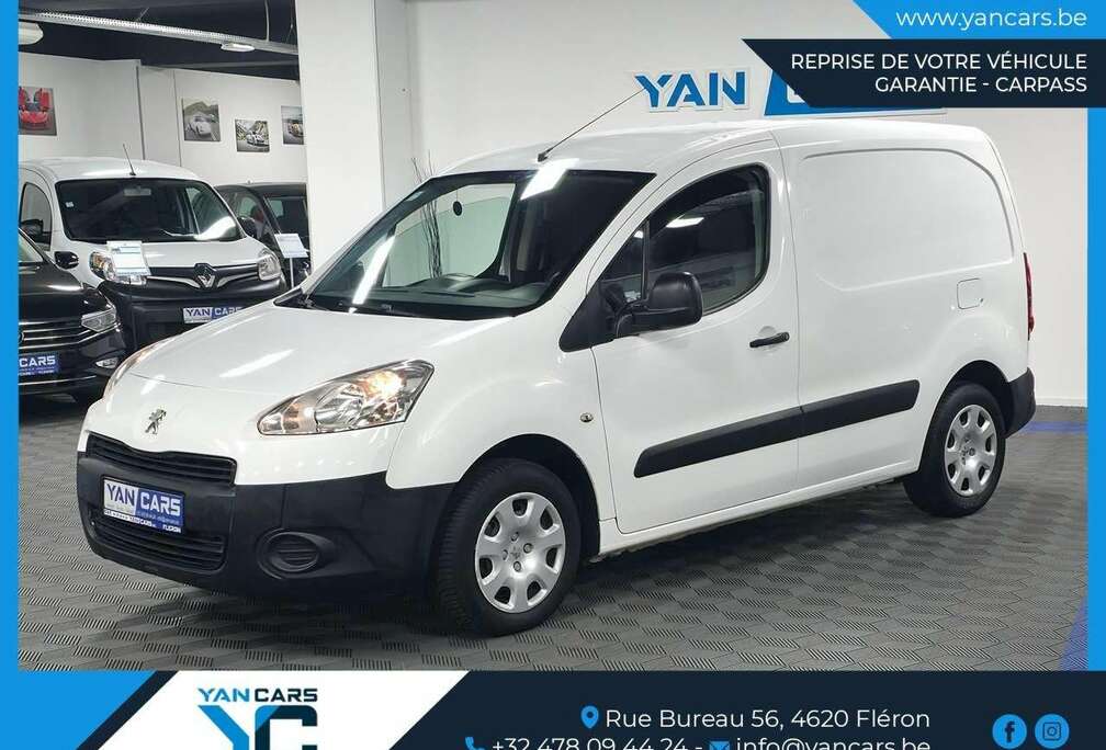 Peugeot 1.6 HDi * CLIM + ATTACHE REMORQUE * Garanti 1 an