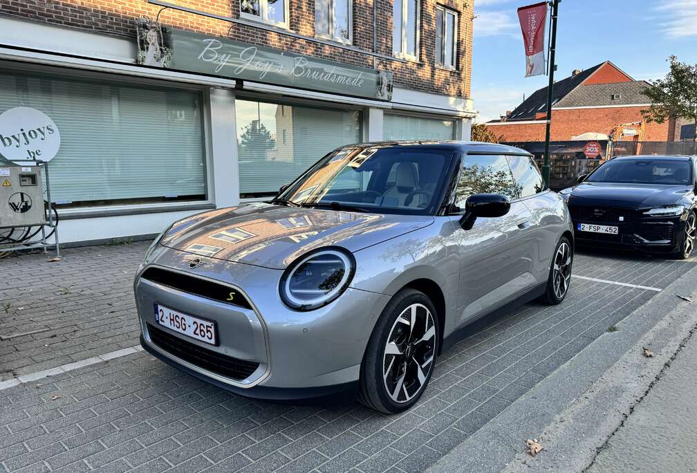 MINI Favoured Trim