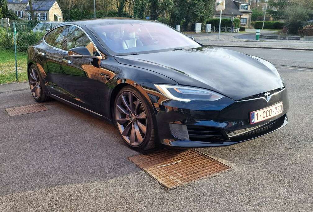 Tesla 100 kWh Dual Motor
