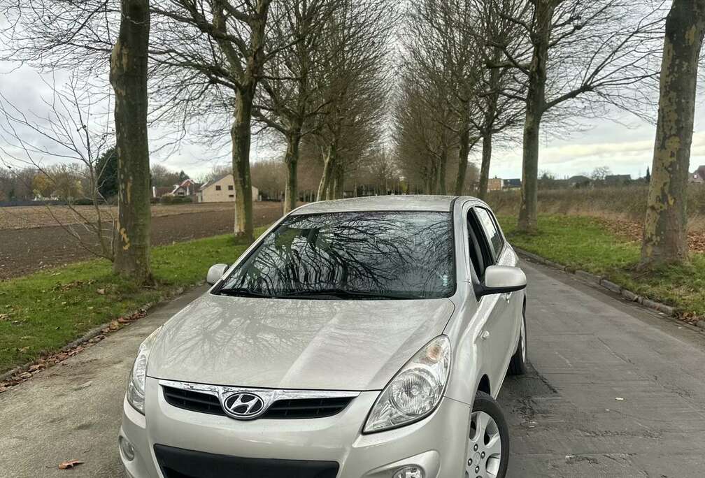 Hyundai 1.2 Classic