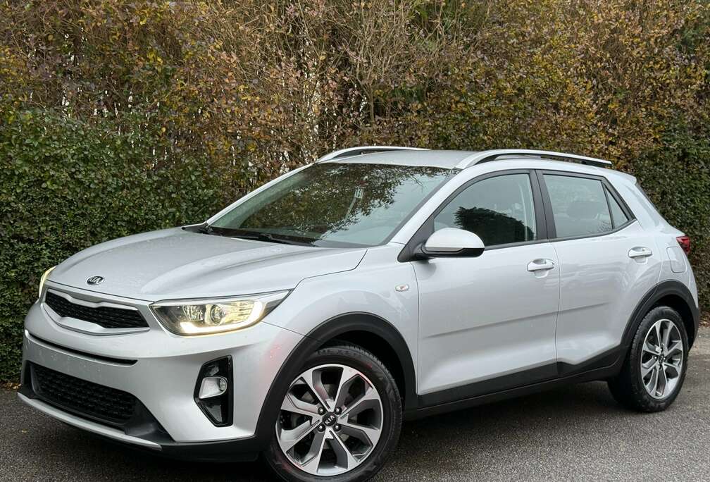 Kia 1.4i+NAVI+CAMERA+CARNET KIA