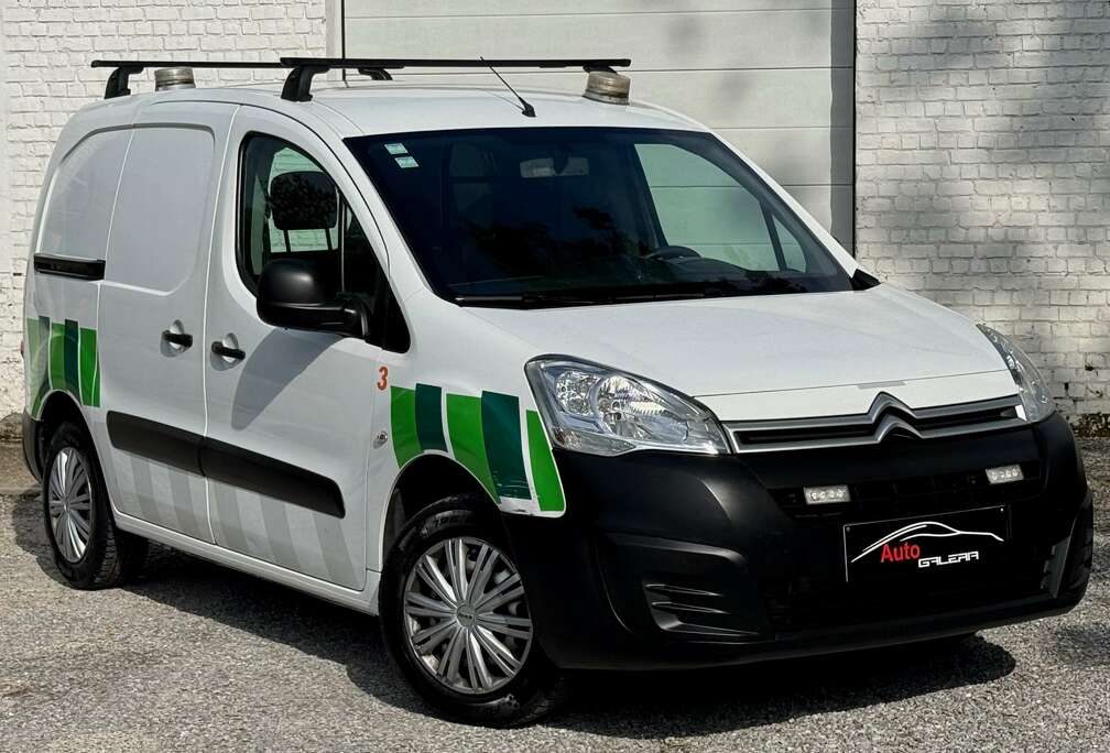 Citroen 1.6 HDi *TVA*3places*Gyrophare*Barre de toit*