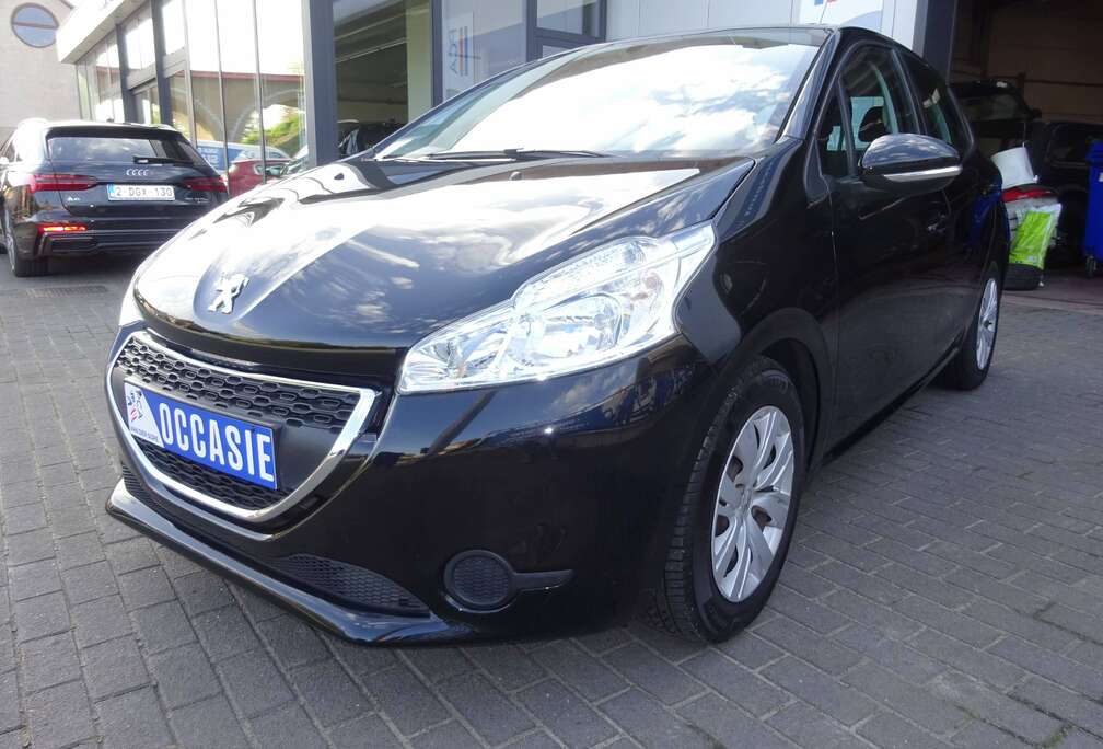 Peugeot 208 1.2i E-VTI Active STT ETG