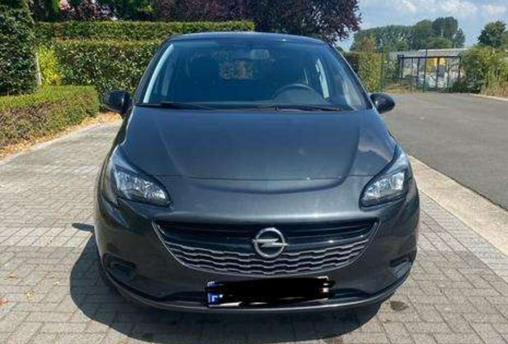 Opel Corsa 1.2i Black Edition