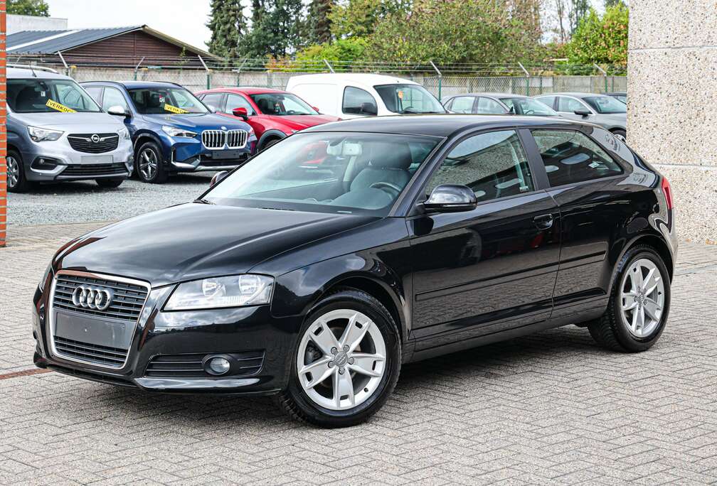 Audi LEDER*AUTOMAAT*DIGITALE-AIRCO*RADIO-CD*