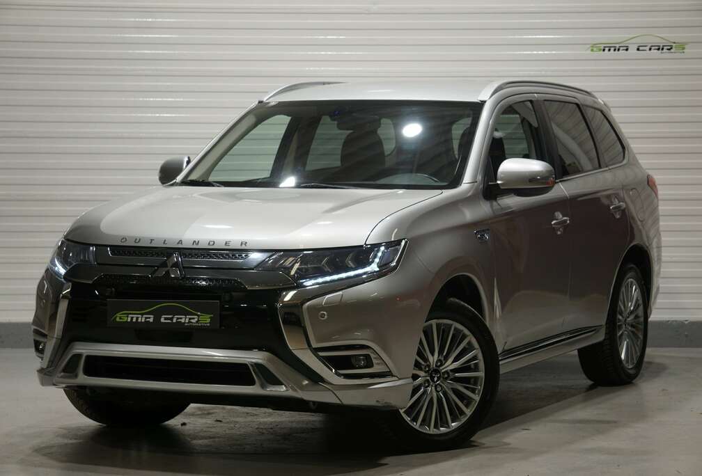 Mitsubishi Outlander PHEV 2.4i 4WD Intense SDA-Btw-Navi-Cam-Keyless-CruiseC-Airco-Garantie
