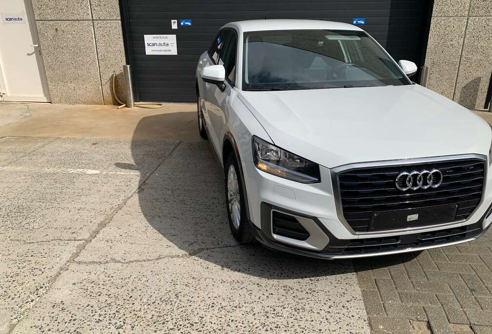 Audi Q2 35 TFSI Design  1.5i + GPS + trekhaak + bluetooth +++