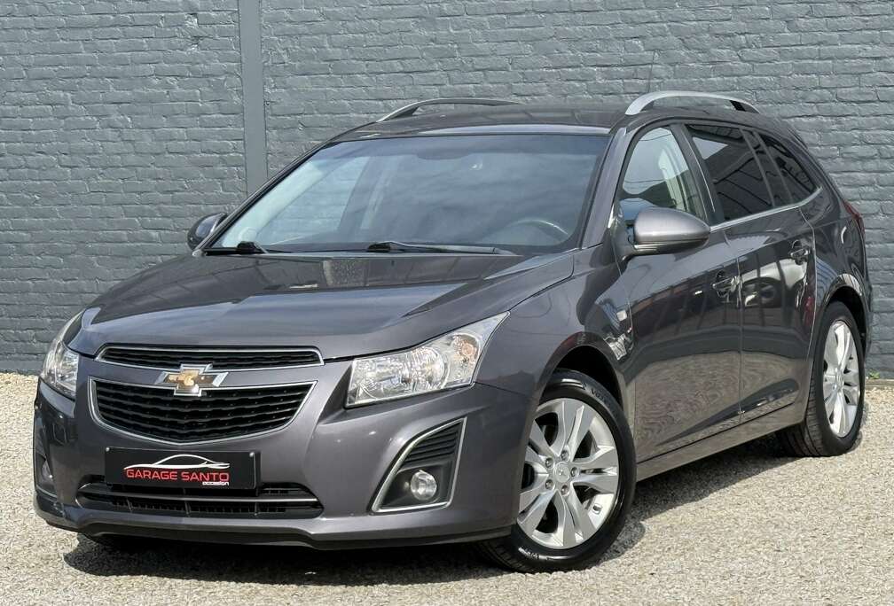 Chevrolet SW 1.7 D LTZ+ /Navi/Cuir/Cam./J.a/Marchand-Pro/