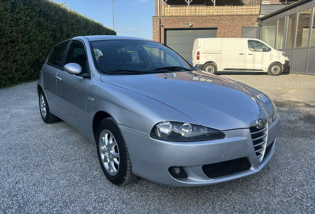 Alfa Romeo 1.6i TS/ GARANTIE 12MOIS/ CARPASS/ CT