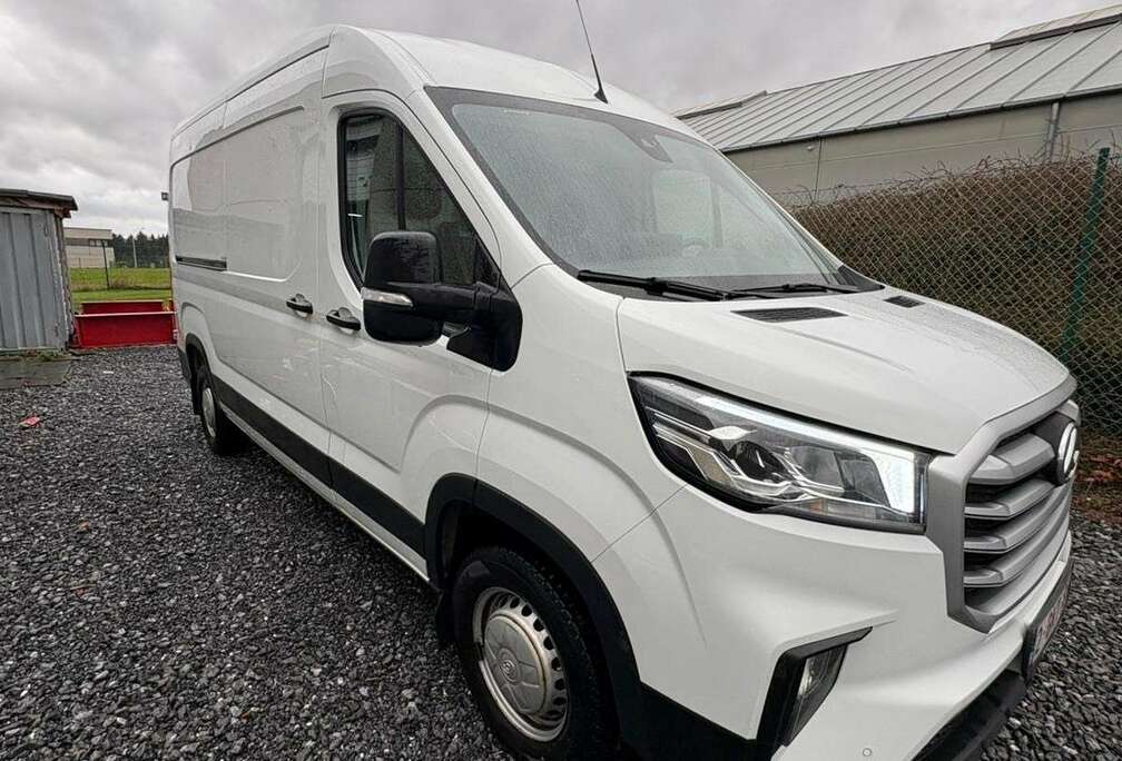 2.0 TDCi L3H2 Base RWD (EU6.2)