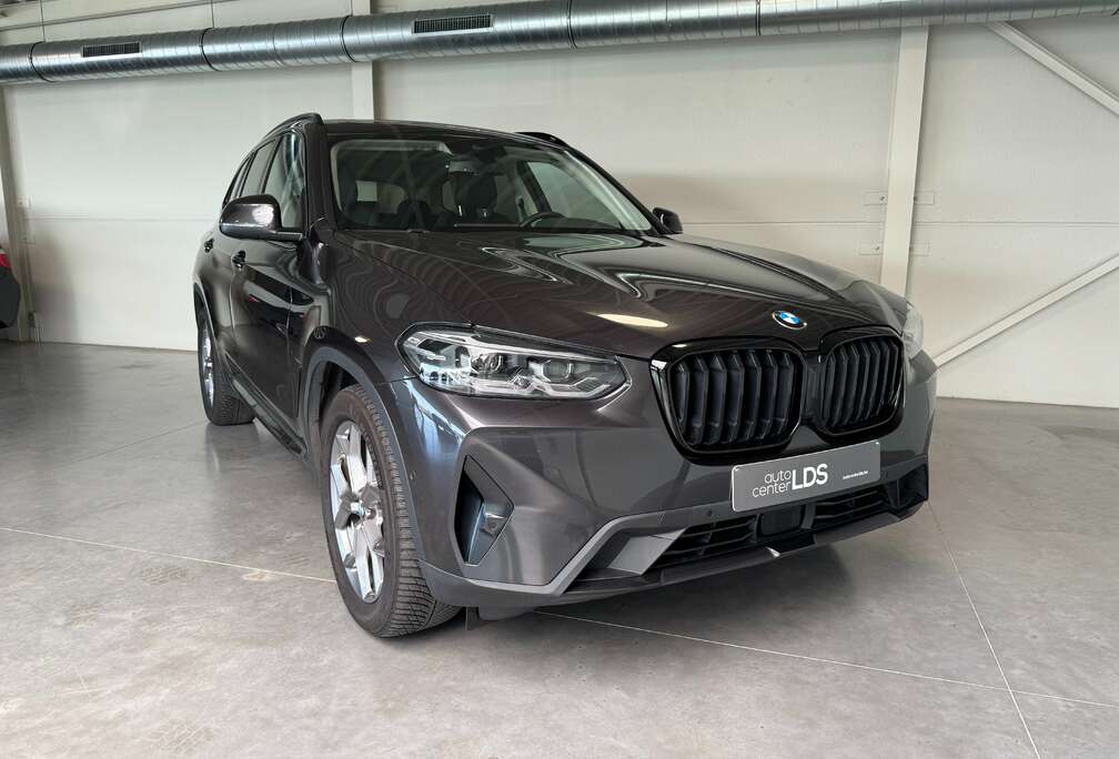 BMW X3 2.0iA xDrive20 MHEV - pano dak- camera- leder