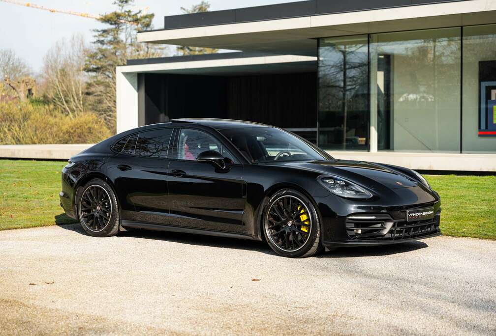 Porsche 4 E-HYBRID/PANO/SPORT EXHAUST/KEYLESS/360/MATRIX