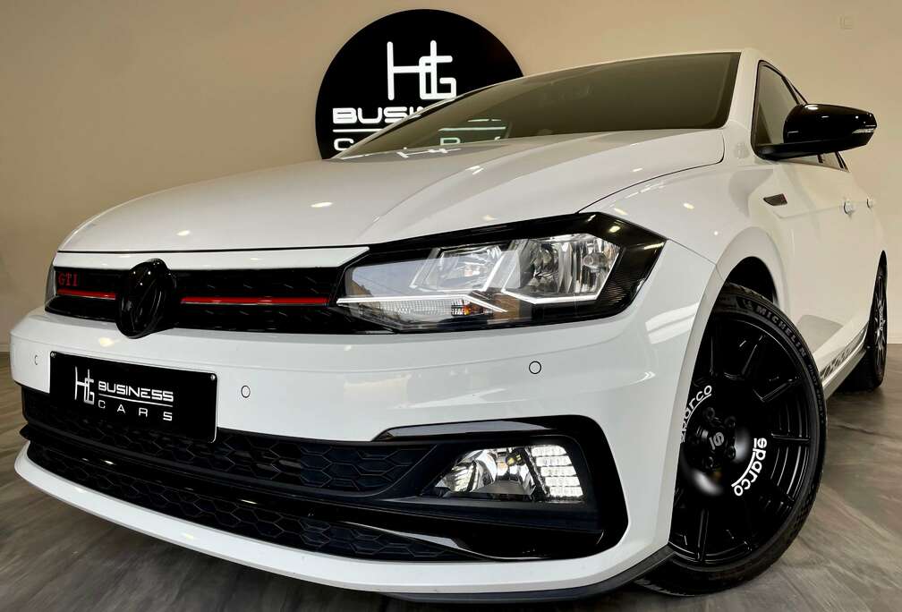 Volkswagen 2.0 TSi DSG/ JANTES SPARCO/ SIÈGES CHAUFFANT/ APPLE CARPLAY