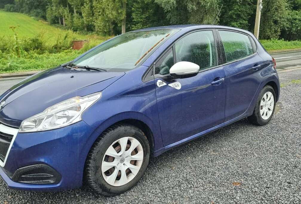 Peugeot 208 1.2i PureTech Style
