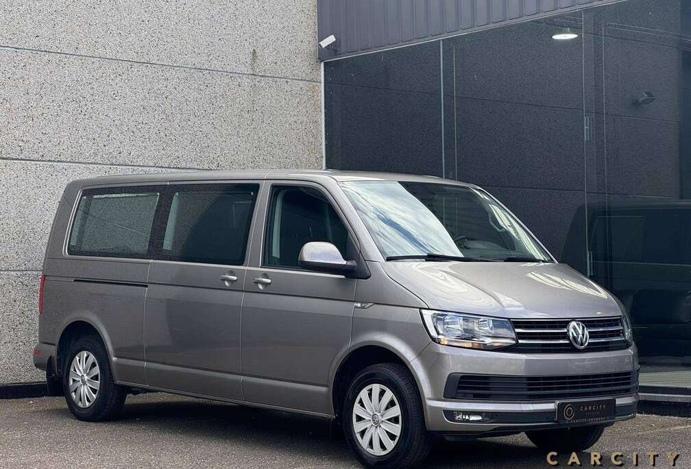 Volkswagen T6 Caravelle 2.0 TDI Dubbelcabine  TREKHAAK  5-ZIT  BLUETOOTH  AIRCO