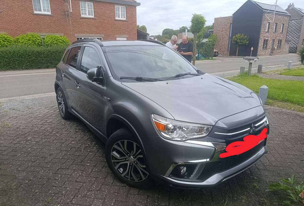 Mitsubishi ASX 1.6 Di-D 2WD Diamond Edition