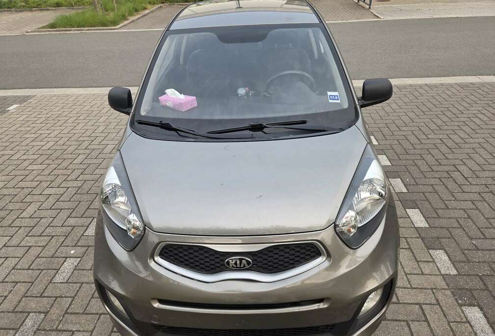 Kia 1.0i Lounge