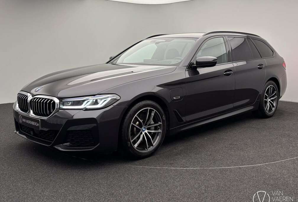 BMW e Touring/ HUD/ LASER/ ADAPTIVE CC/ KEYLESS