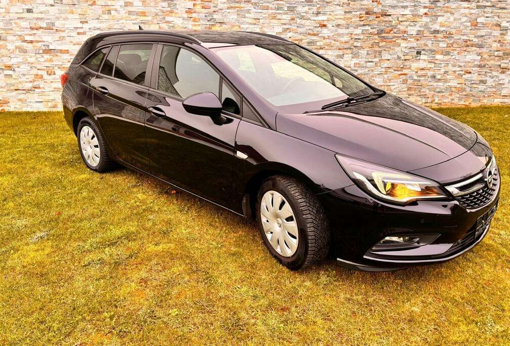 Opel ST 1.0 ECOTEC Turbo 120 Years 77 kW S/S