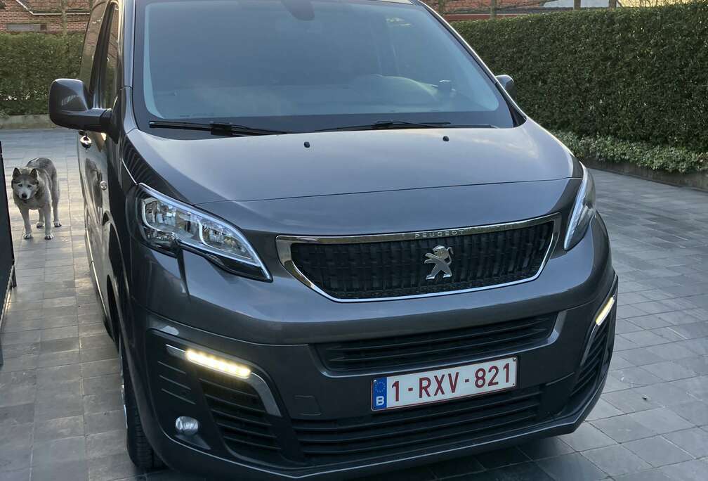 Peugeot 2.0 BlueHDi L1 Compact Premium S&S