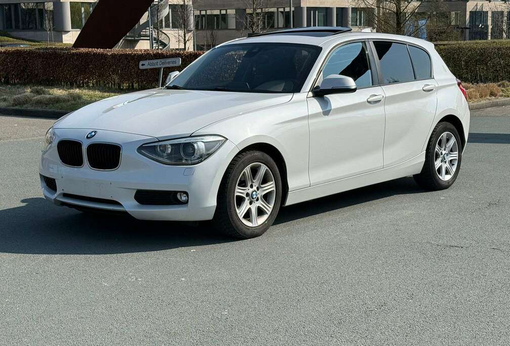BMW 116i/clim/jantes/gps