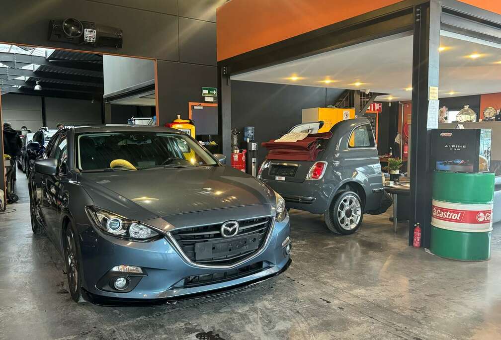 Mazda 2.0i - PACK SPORT - 49.637 KM  MEDIA/TEL-NAVI-A/C