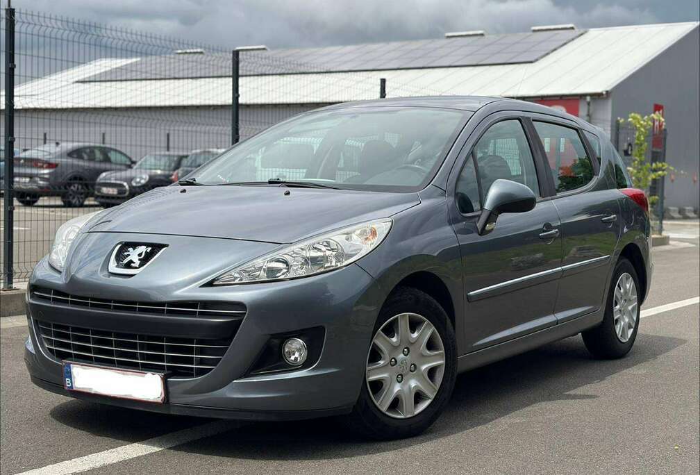 Peugeot 207 * Suivi complet * Prête à être immatriculé * 0492/43.69.59