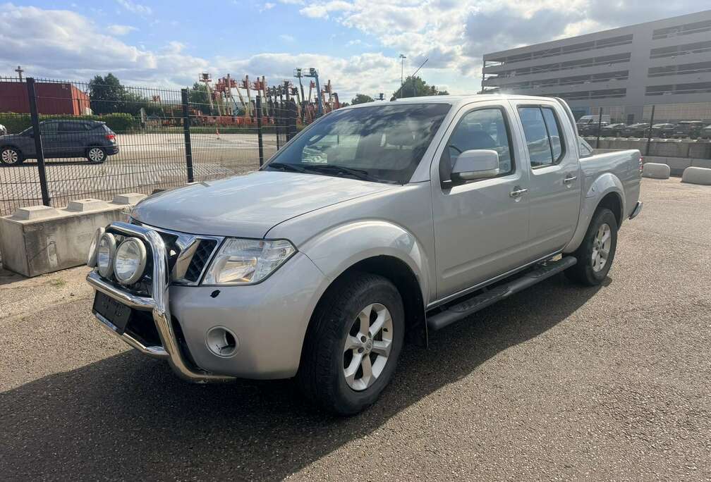 Nissan 2.5 dCi 4x4 LE