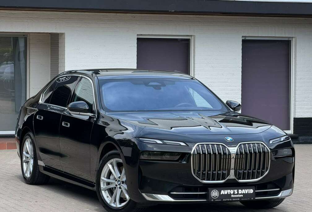 BMW 740 dXAS*HUD*B&W*PANO*