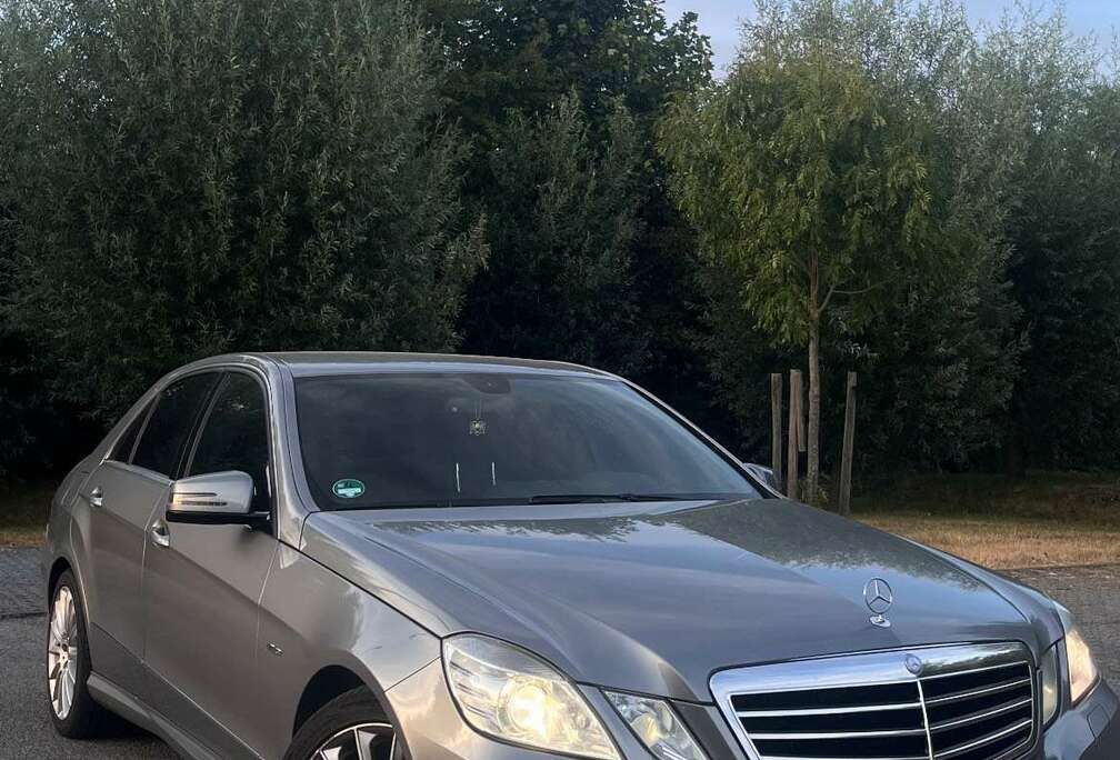 Mercedes-Benz Mercedes Benz W212 E220 2010 170Pk