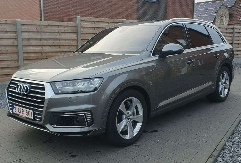 Audi Q7 3.0 TDI e-tron quattro tiptronic