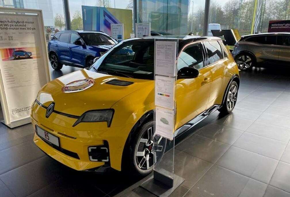 Renault Iconic cinq 150 hp comfort range