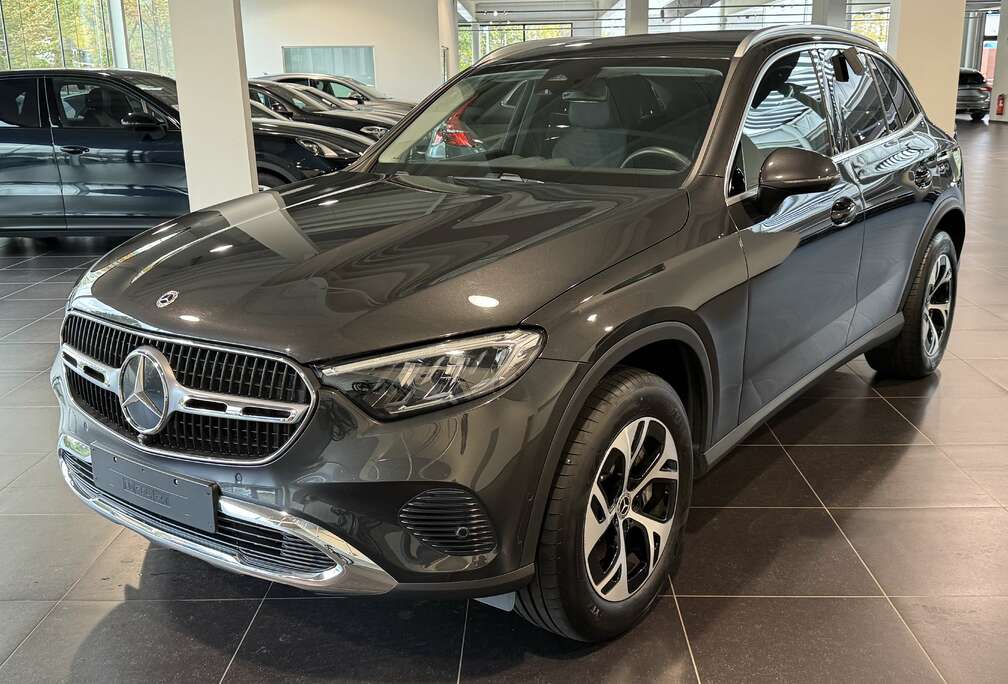 Mercedes-Benz e 4M Avantgarde 360 Camera, Trekhaak, Advanced Sou