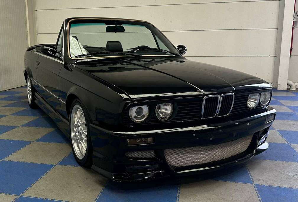 BMW BMW 320i E30 Model Cabrio 1990