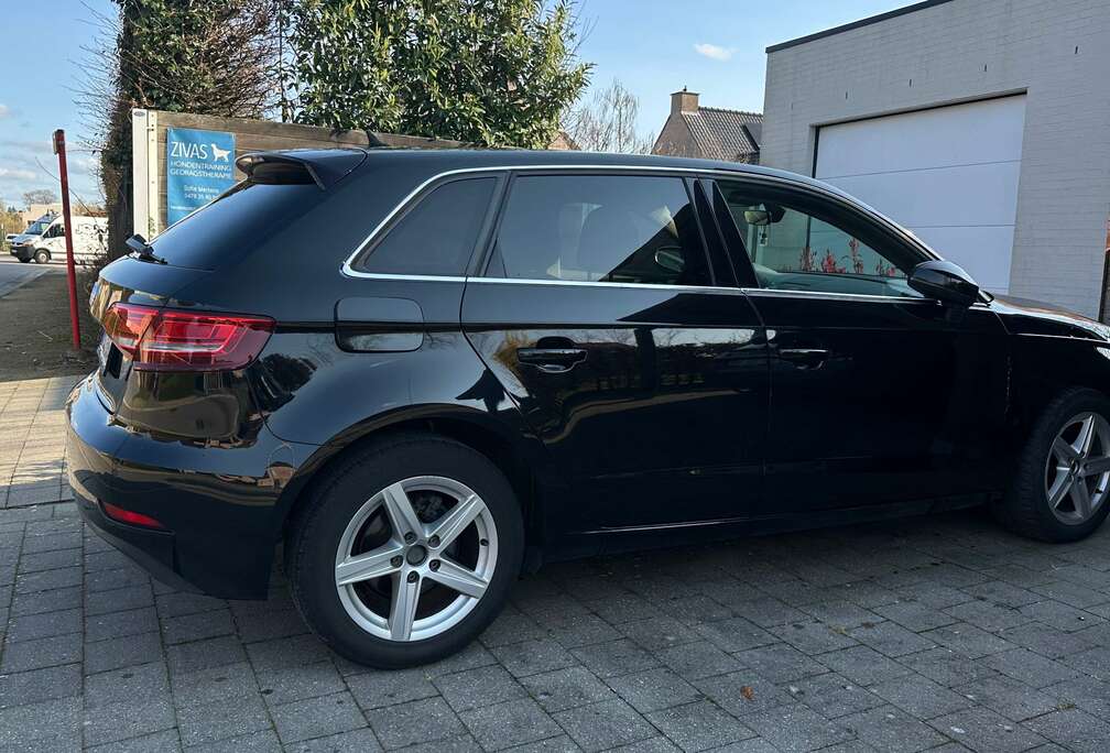 Audi A3 Sportback 1.6 TDi S tronic