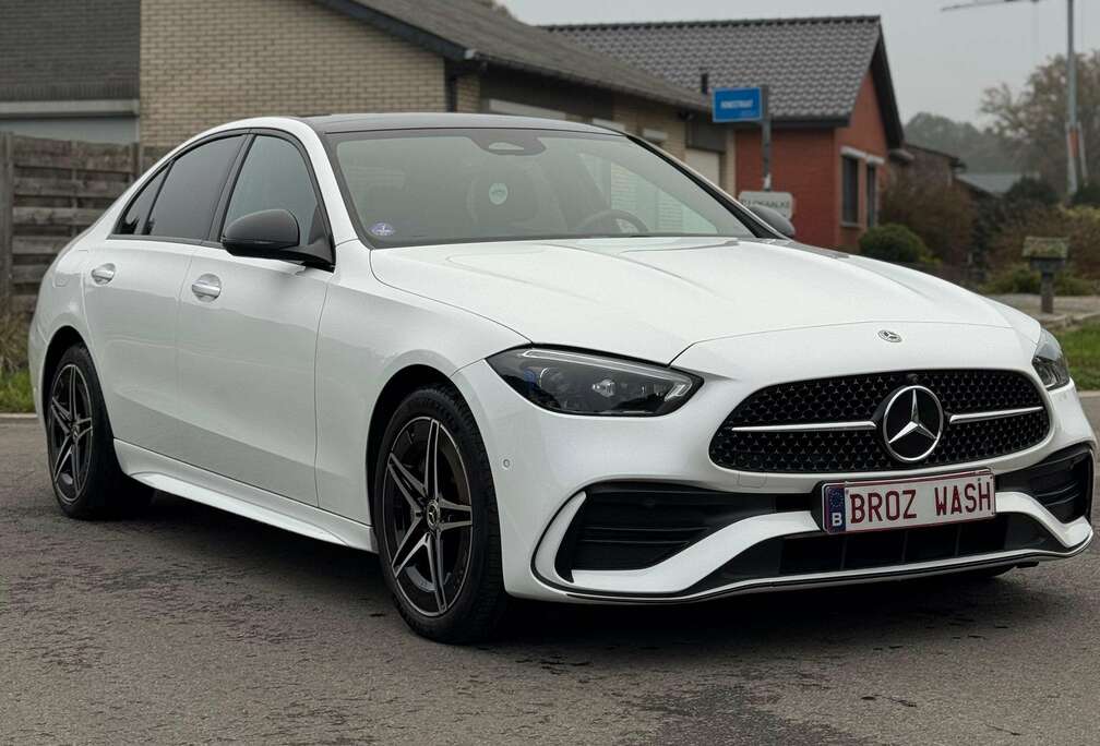 Mercedes-Benz e AMG PANO/LED/360/CARPLAY/AMBIENTE