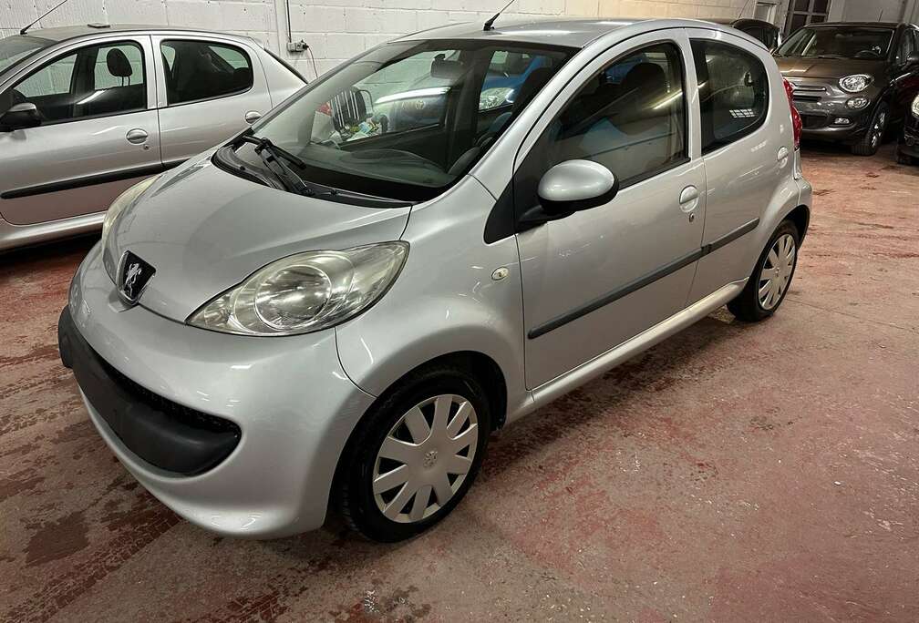 Peugeot 1.0i 12v Urban