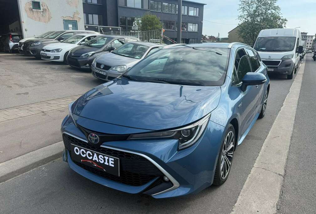 Toyota Corolla SW Hybrid 1.8 Premium Plus e-CVT