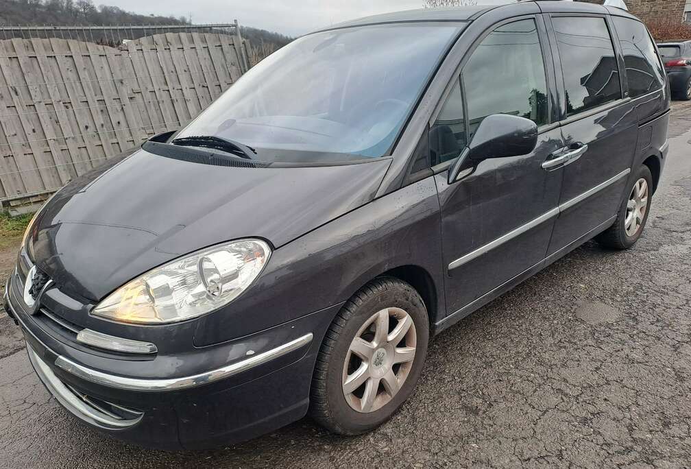 Peugeot 807 2.0 HDi SV Executive FAP