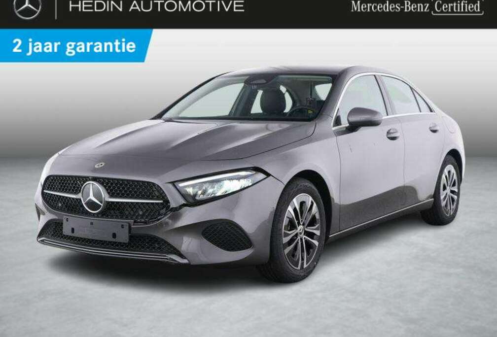 Mercedes-Benz Berline Luxury Line  Verwarmde Zetels  Smartphon