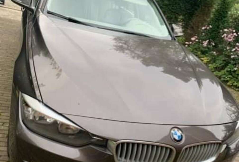 BMW 320d Touring Efficient Dynamics EditionModern Line