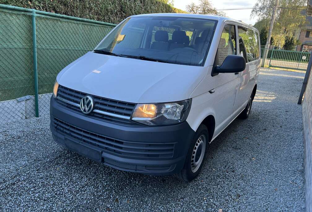 Volkswagen MHD Kurz EU6.  minibus 9 plaatser