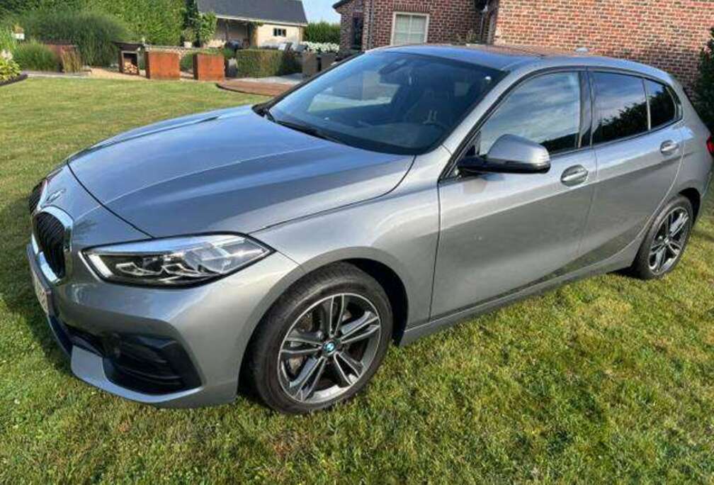 BMW 118iA Hatch Sport Line