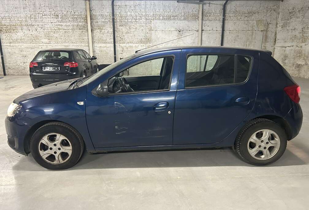 Dacia 1.2i Laureate